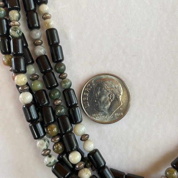 Shell Necklace - Picture 8 of 8